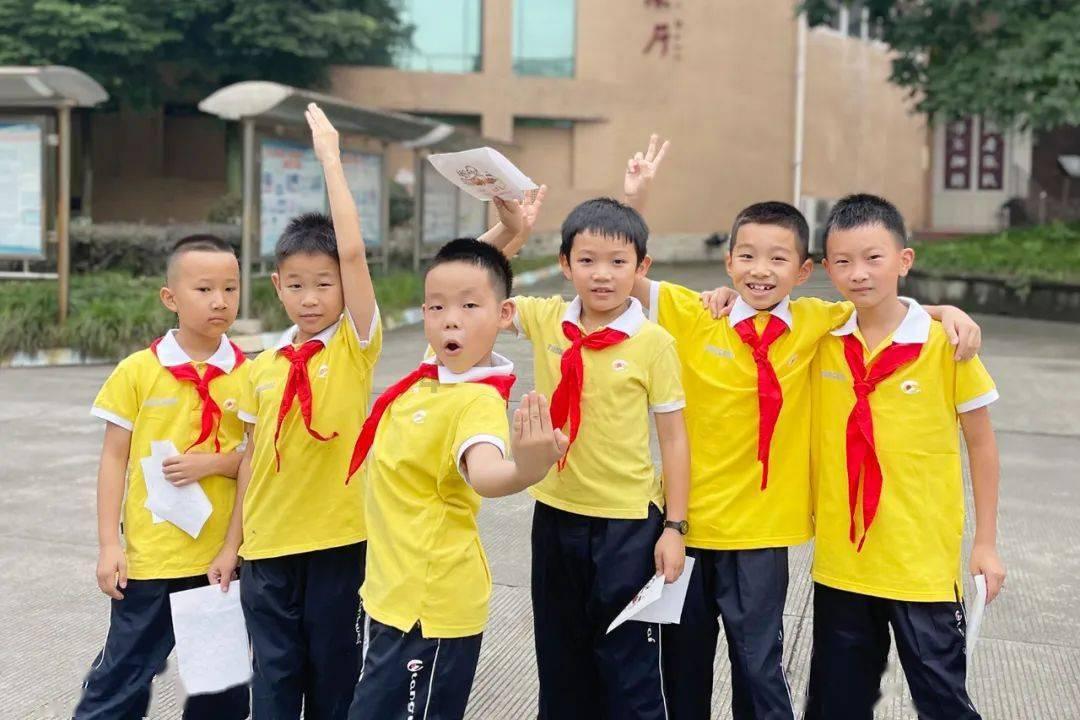 时尚男孩救援